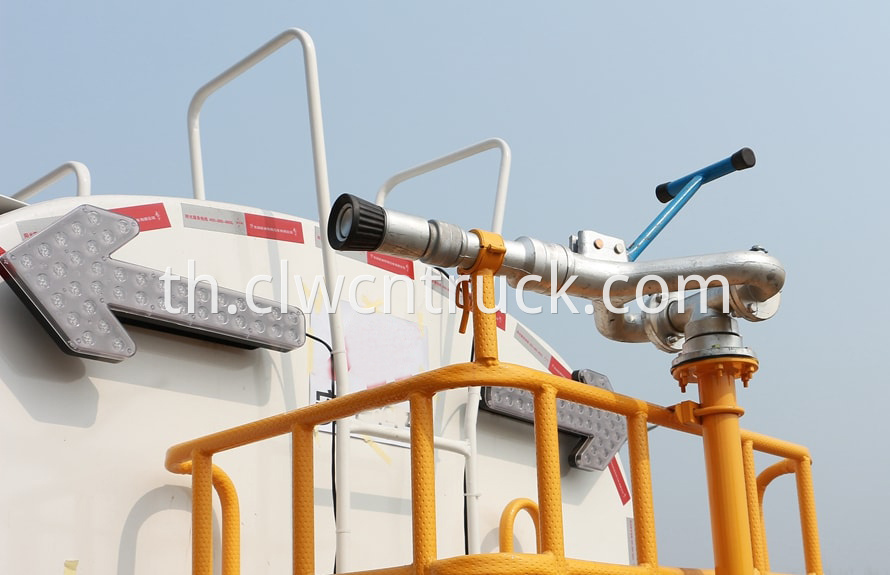 water spray truck details